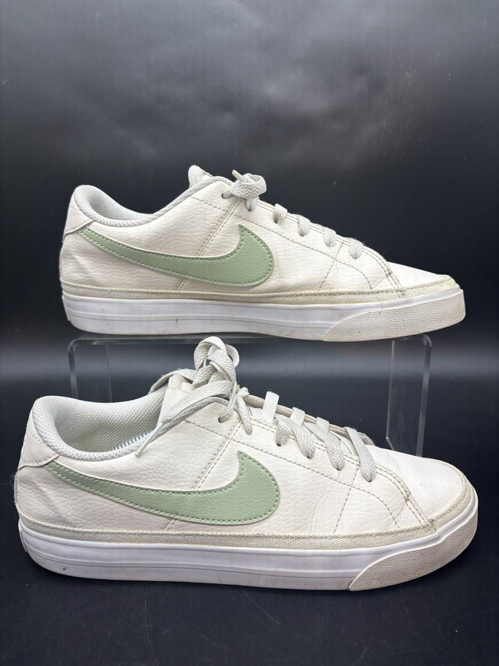 Nike Shoes Womens Size 8.5 White Leather Low Top Sneakers Green DH3161-002